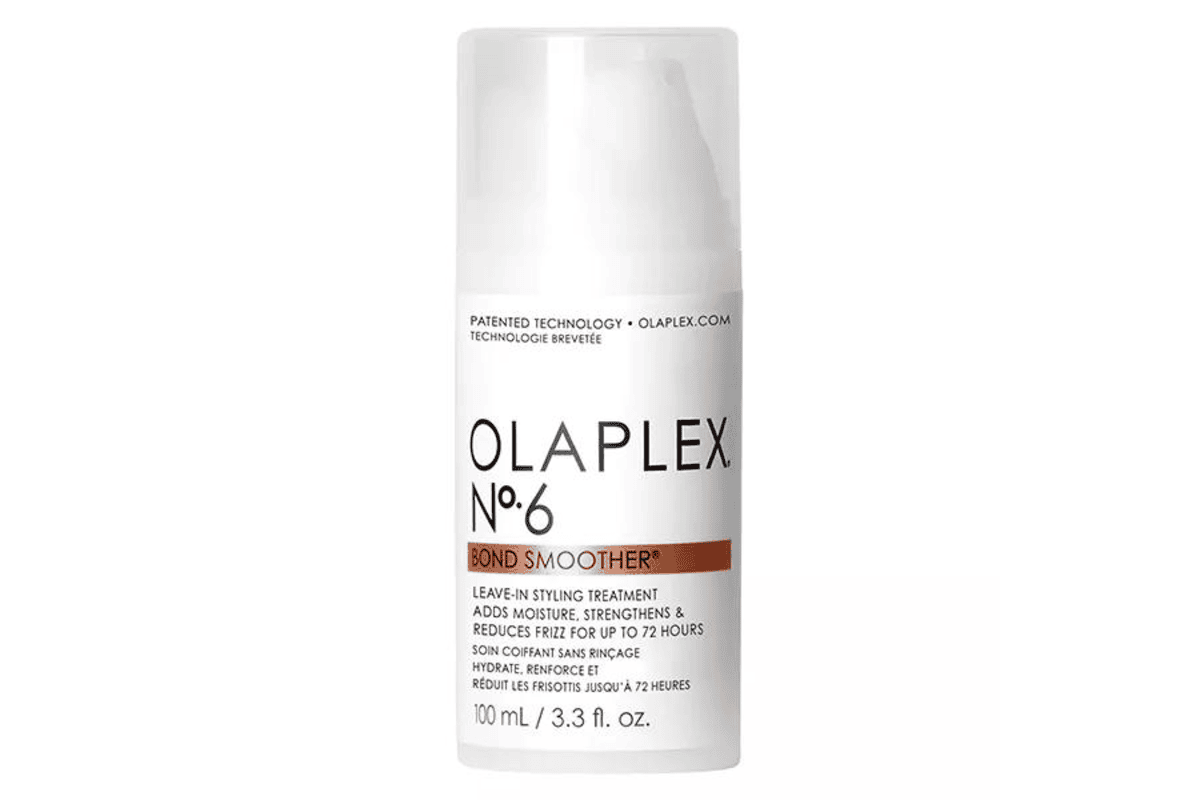 Tube de crème coiffante Olaplex N°6 Bond Smoother 100 millilitres sur fond blanc