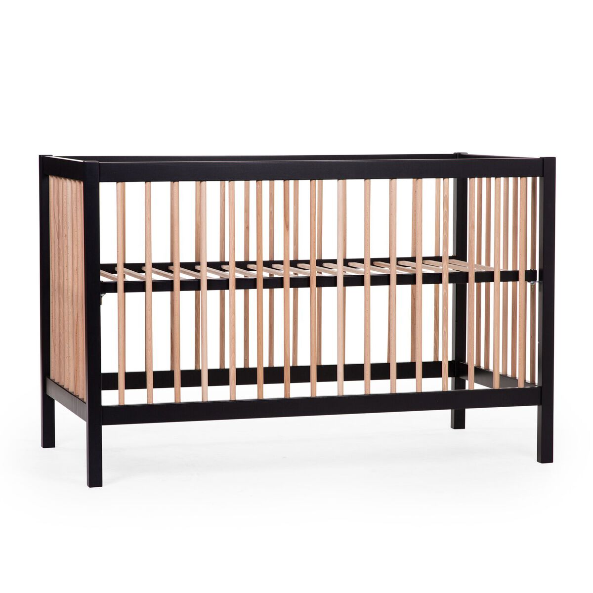 Lit bébé Childhome Cot 97 noir et bois naturel 120 par 60 cm