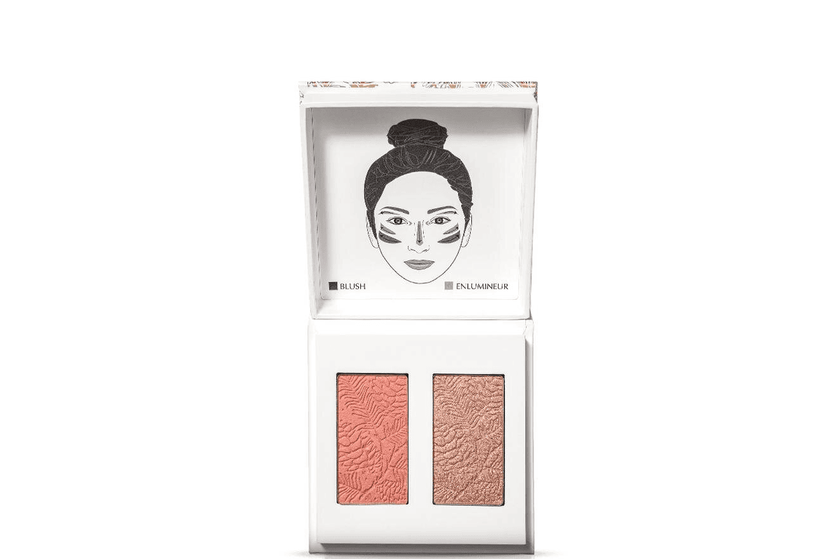 Dr Pierre Ricaud Poudre duo blush et enlumineur packaging blanc et doré duo de poudres légères blush effet bonne mine enlumineur pour illuminer la peau teint éclatant harmonieux
