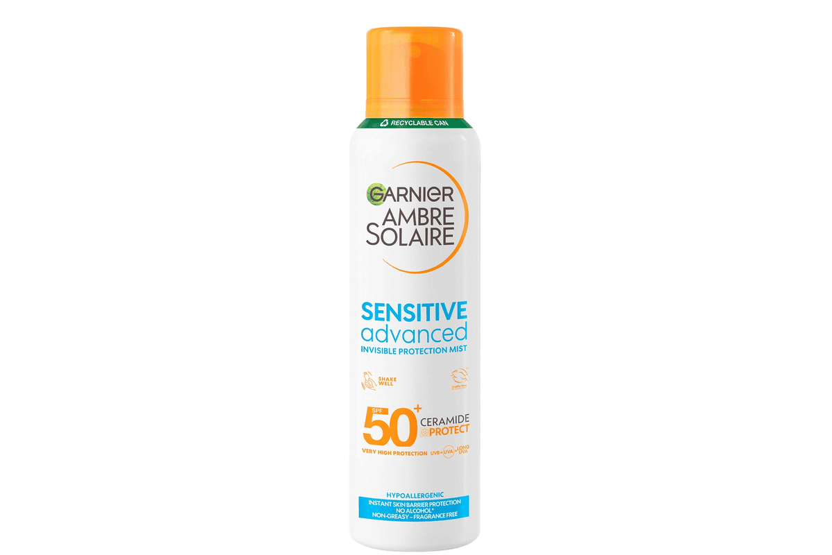 Garnier Ambre Solaire SPF 50+ Sensitive Advanced brume solaire sèche 150 ml peaux sensibles non collant invisible