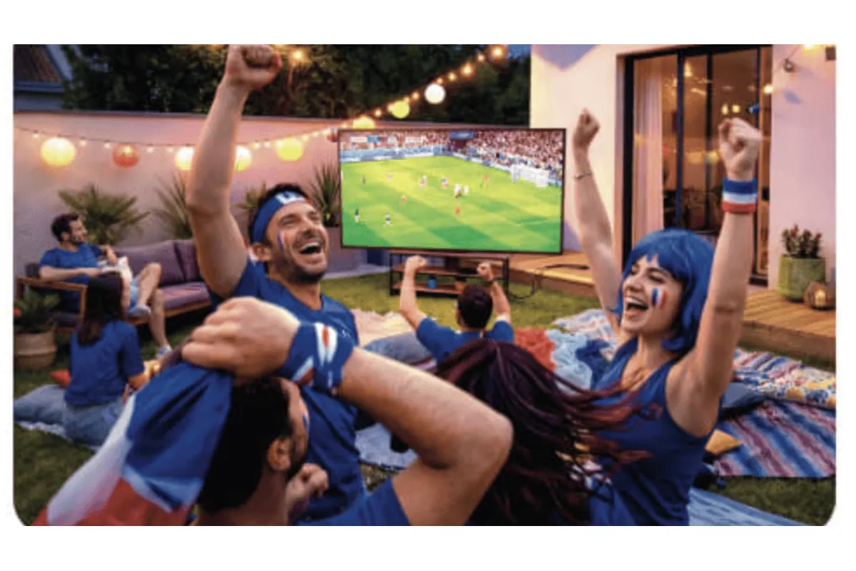 Concours Darty Chasse au Trésor juin 2026 micro trophée ballon foot soirée match TV ambiance Euro