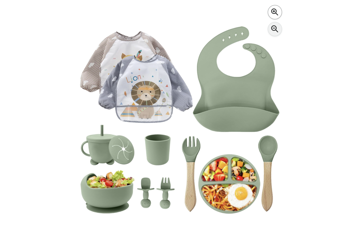 Set repas bébé CUBTEM 12 en 1 vert avec bavoirs, assiette ventouse et couverts