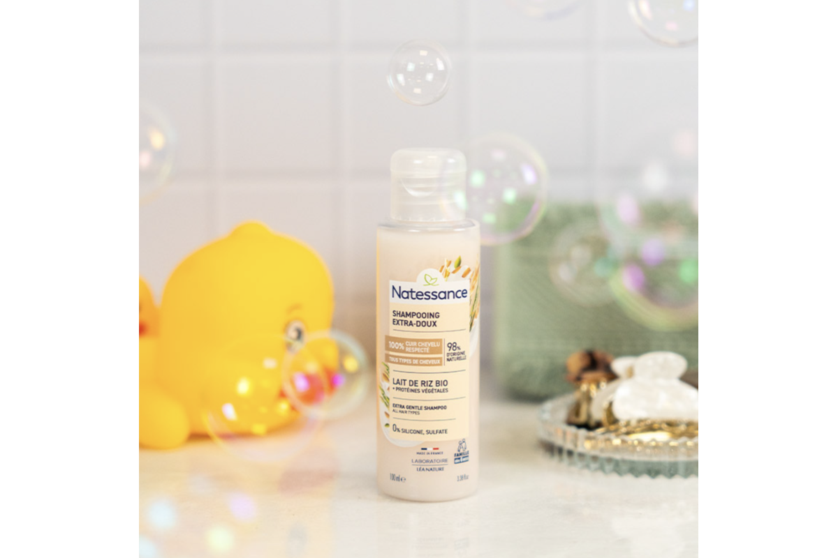 Shampooing extra-doux Natessance au lait de riz bio avec bulles de savon