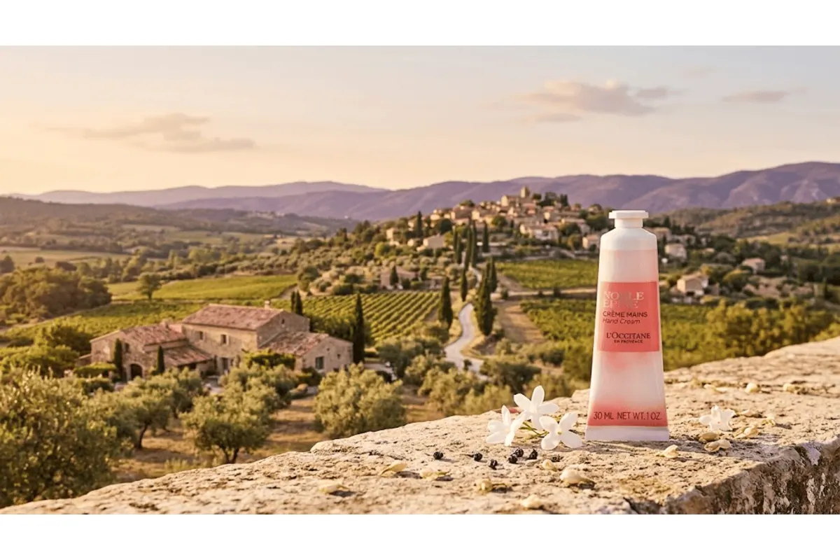 L'Occitane Crème Mains Noble Épine 30 ml 4,50 € paysage Provence soldes -50%