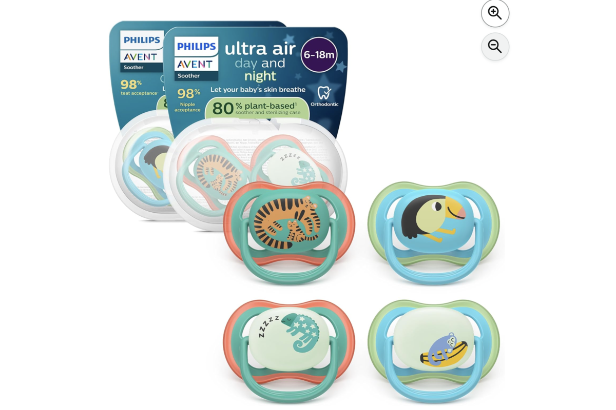 Lot de 4 sucettes Philips Avent Ultra Air Day and Night motifs safari 6-18 mois