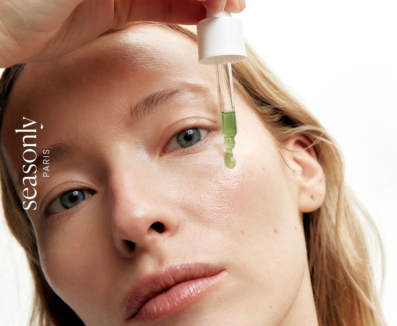 Application du Sérum Anti-Imperfections Seasonly sur le visage