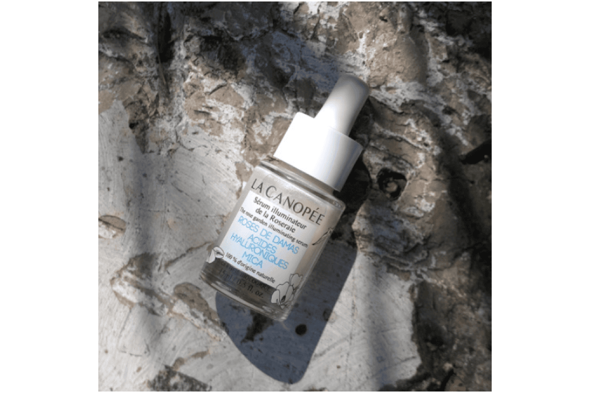 Sérum illuminateur Roseraie La Canopée acide hyaluronique rose damas mica glow scintillant peau bio luxe